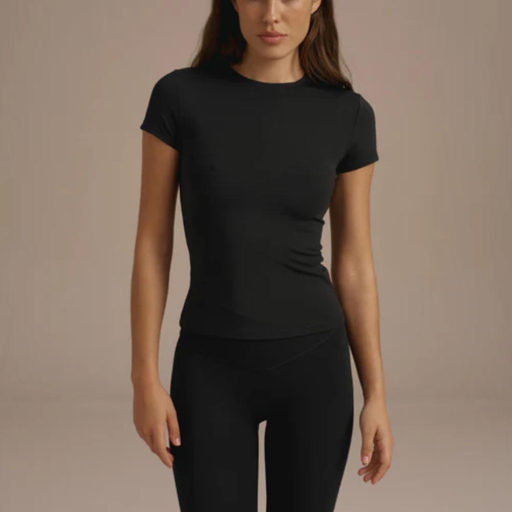 Adanola Active Short Sleeve Longline Top in Black